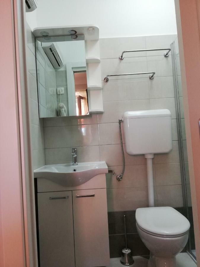 Apartman Lusetic โอปาติยา ภายนอก รูปภาพ