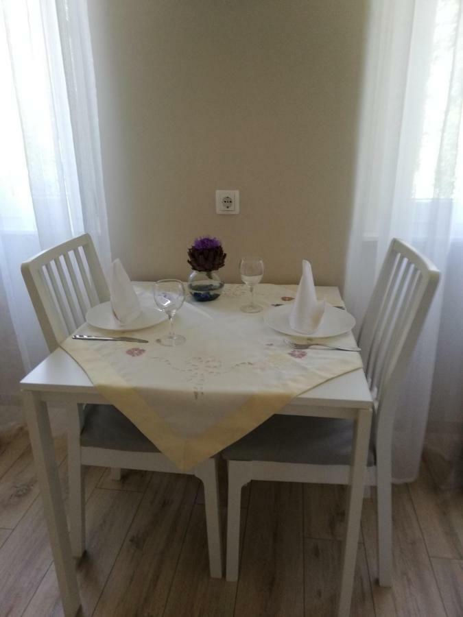 Apartman Lusetic โอปาติยา ภายนอก รูปภาพ